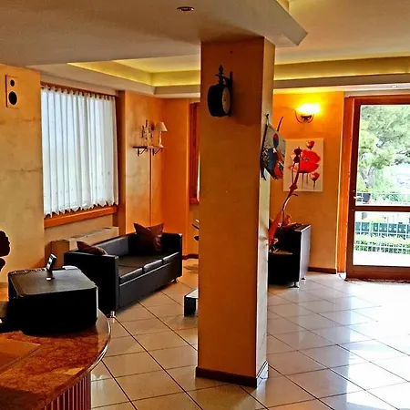 L' Osteria Hotel